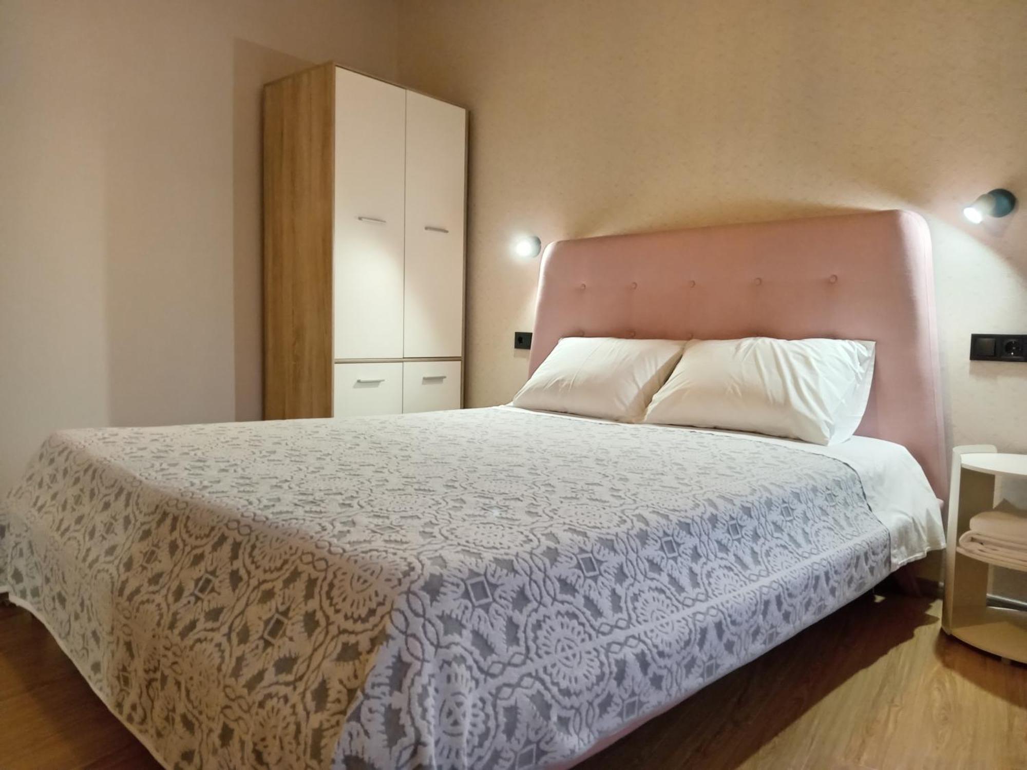 Medea'S Home Kutaisi Rom bilde
